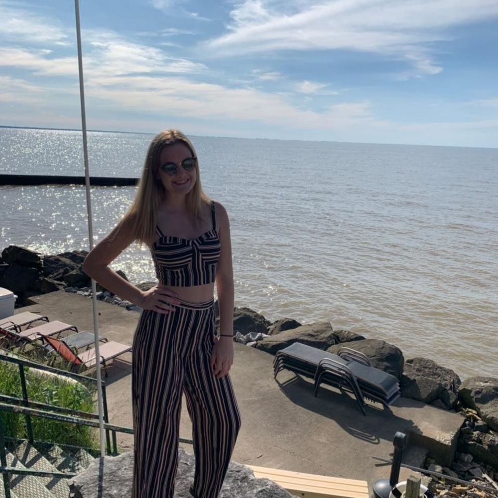 Meet your Posher, Ashleigh